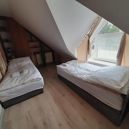 Egniss Apartman Bogacs Ngoại thất bức ảnh