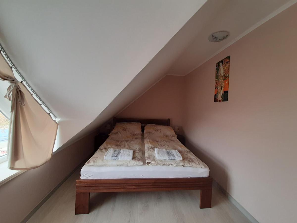 Egniss Apartman Bogacs Ngoại thất bức ảnh