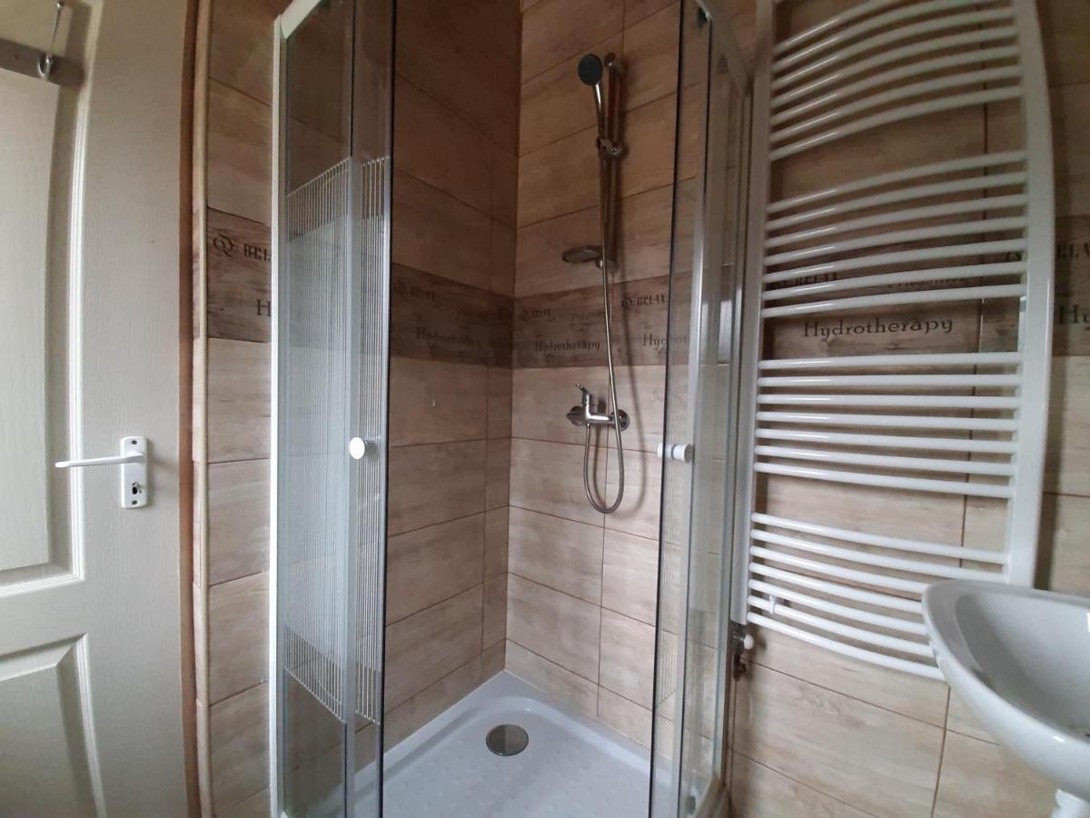 Egniss Apartman Bogacs Ngoại thất bức ảnh